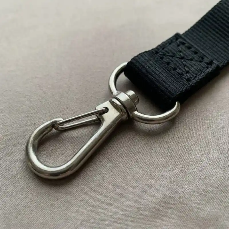 A standard J-Hook lanyard attachment.